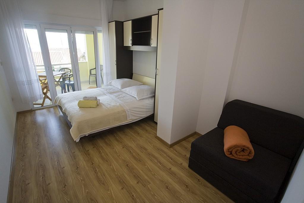 Apartments Rubic Omis Ruang foto