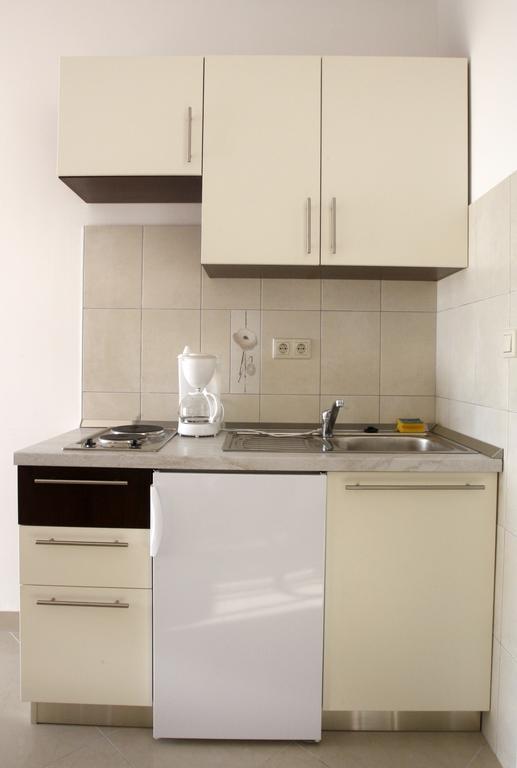 Apartments Rubic Omis Ruang foto